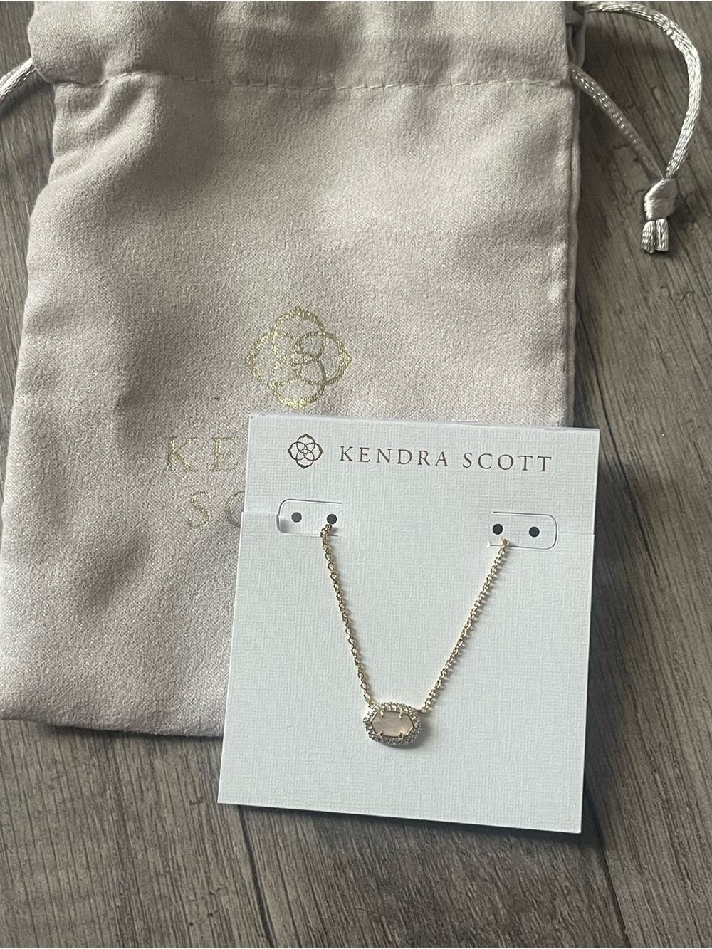 kendra scott elisa pendant necklace